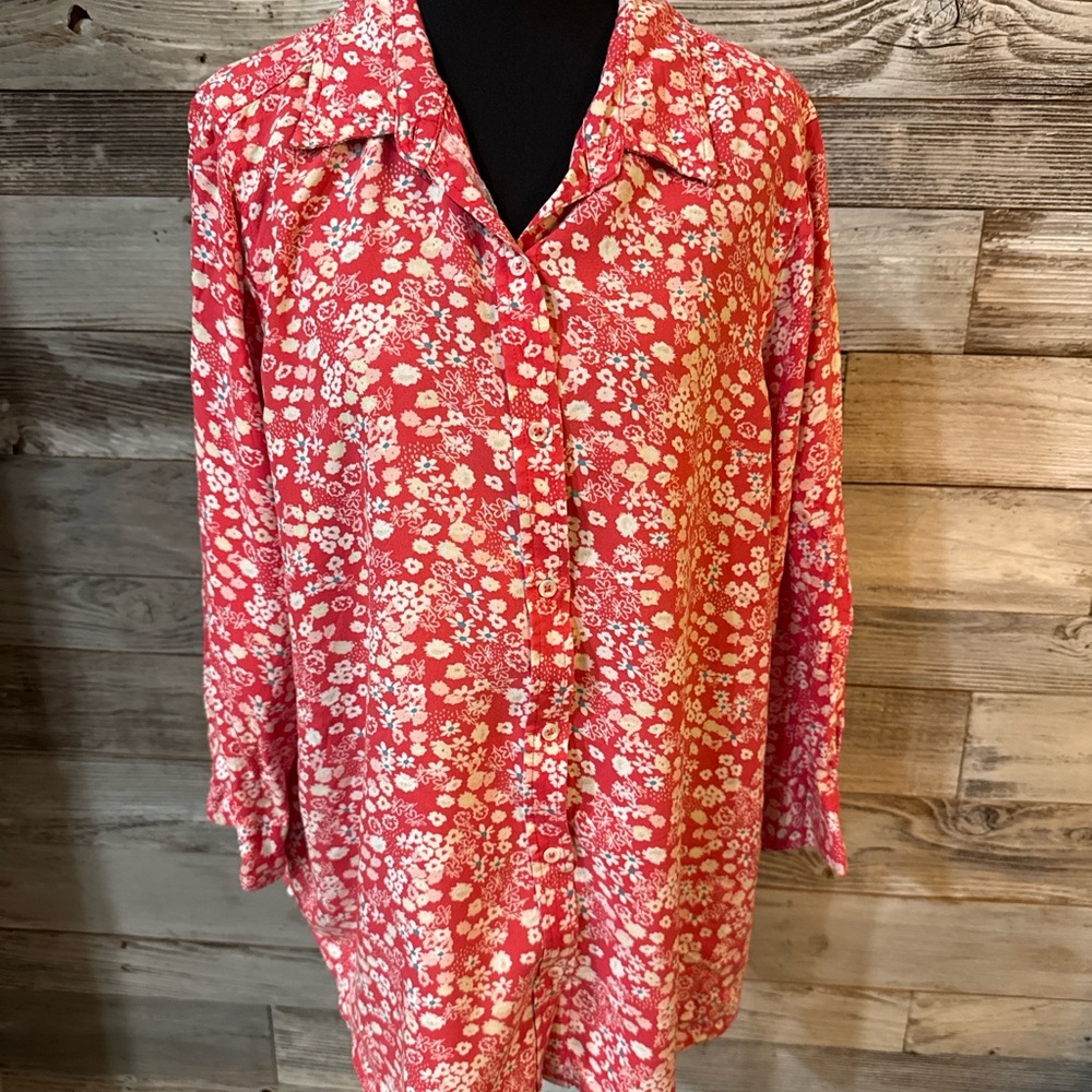 NWT Intro. Pink Floral Button Down Shirt